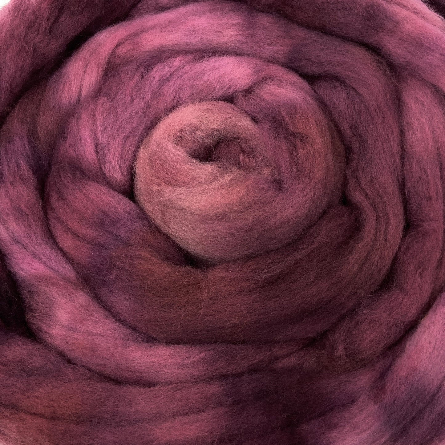 Midnight Rose - 2 oz hand dyed semisolid wool combed top