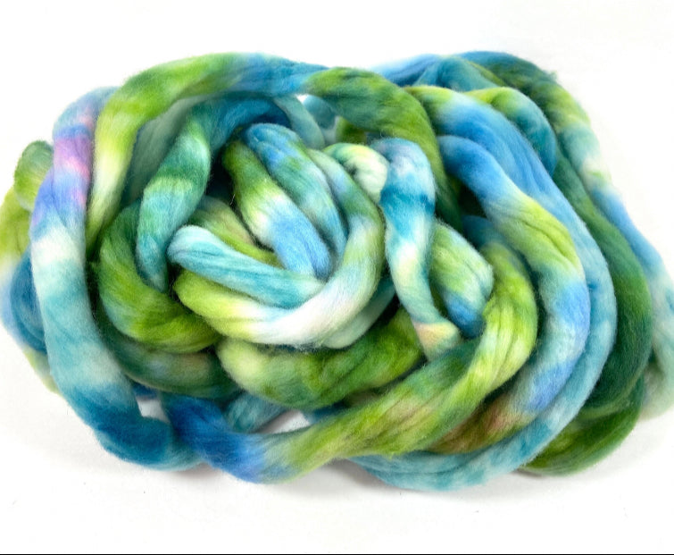 Superwash Merino Skinny Sliver- roving, spinning fiber, hand spinning, sock yarn, baby yarn, 0624-02