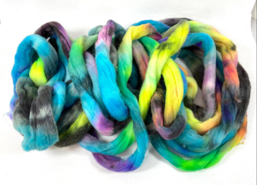 Superwash Merino Skinny Sliver- roving, spinning fiber, hand spinning, sock yarn, baby yarn, 0617-03