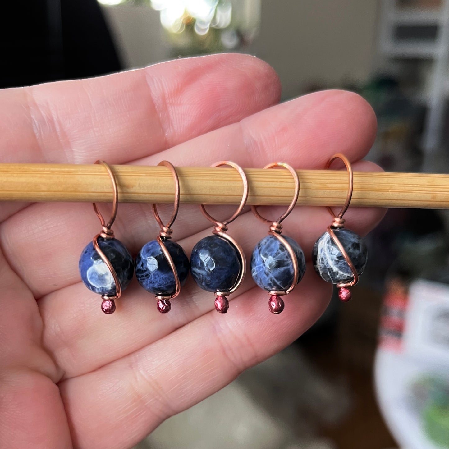 Handmade stitch markers, sodalite and copper, fits up to 8 mm knitting needles, set of 5, bracelet charms, SM0107-01