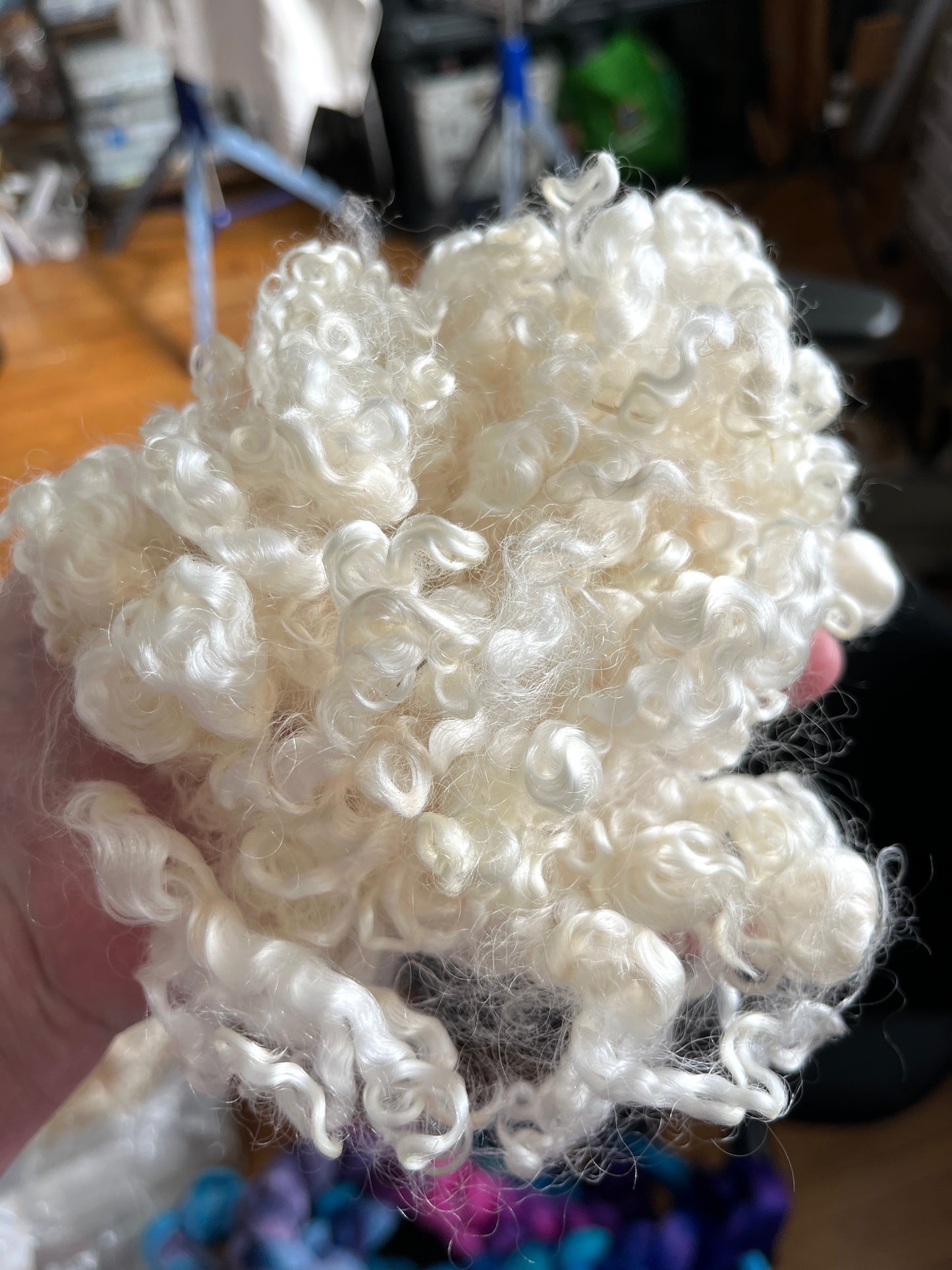 Undyed White Wensleydale locks, 1 oz, clean, separated, spinning, felting, fiber art, doll hair, nuno, lockspun yarn, 0208-04