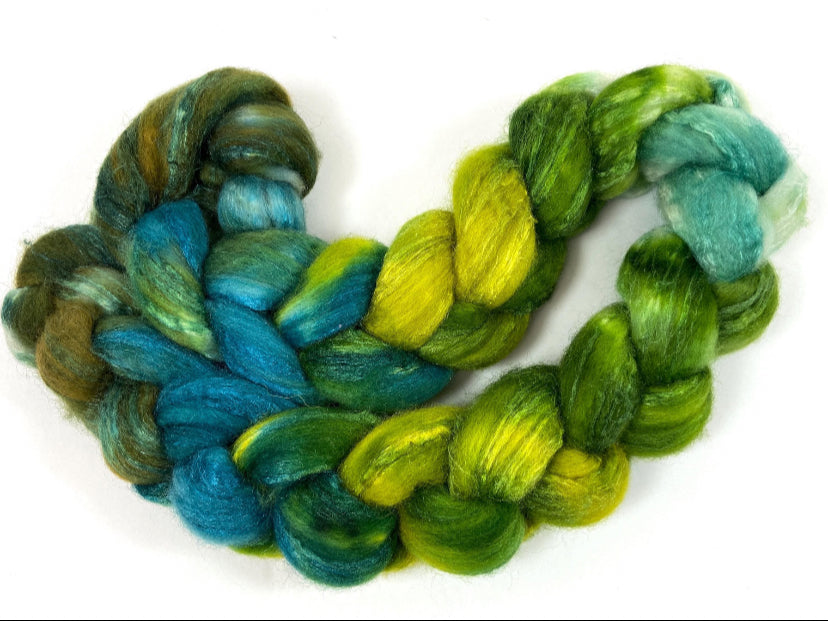 Emerald Isle MG- 4 oz 60/40 Polwarth/silk combed top, roving, spinning fiber, handspinning, felting, needle felting, weaving supplies, wool
