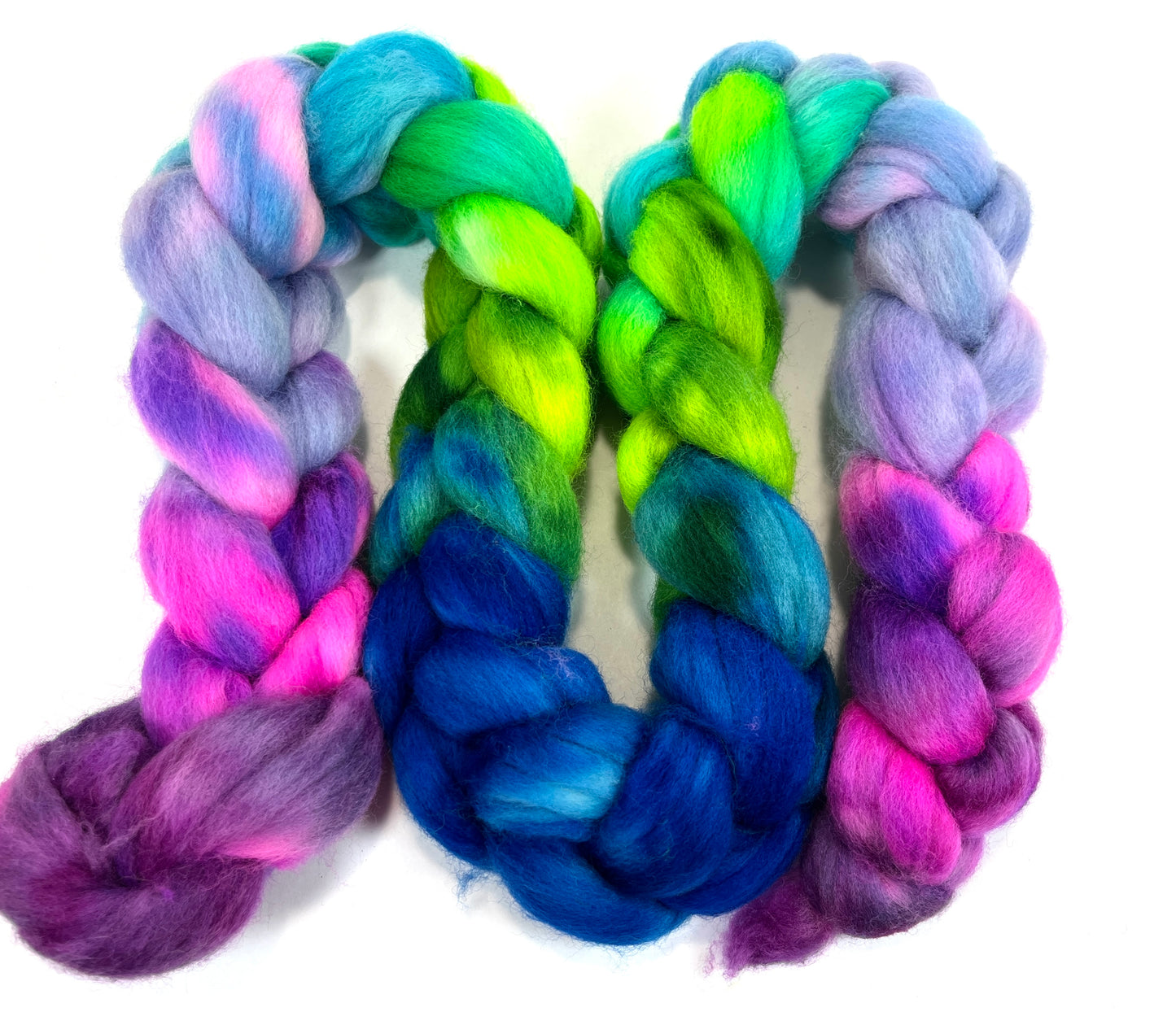 Day's End 0830-01B, 6.1 oz Corriedale wool combed top, roving, spinning fiber, handspinning, felting, needle felting, weaving supplies