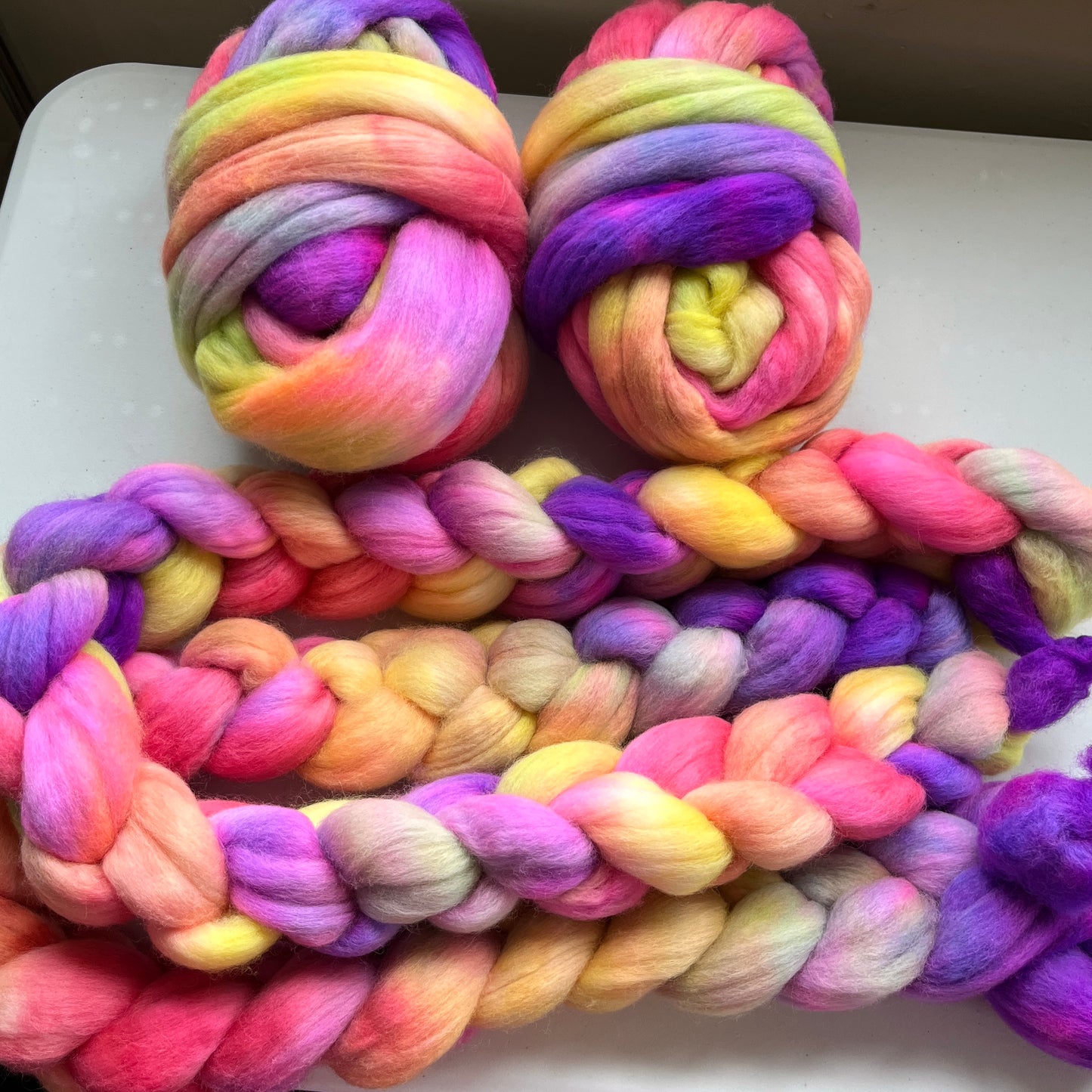 Cindy Lou MG - 4 oz hand painted wool combed top, roving, spinning fiber, handspinning, felting