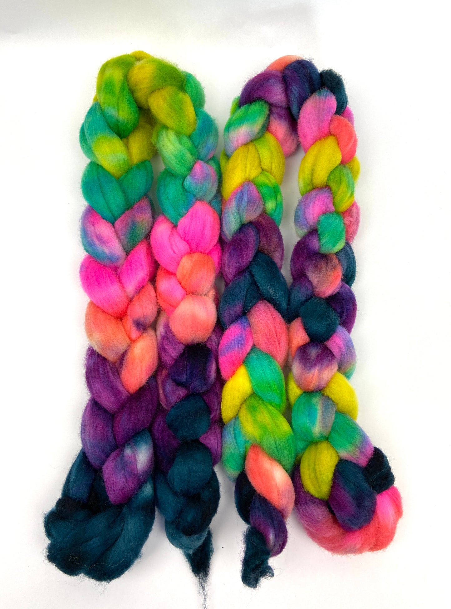 Drama Queen SC - 4 oz hand painted wool combed top, roving, spinning fiber, handspinning, felting