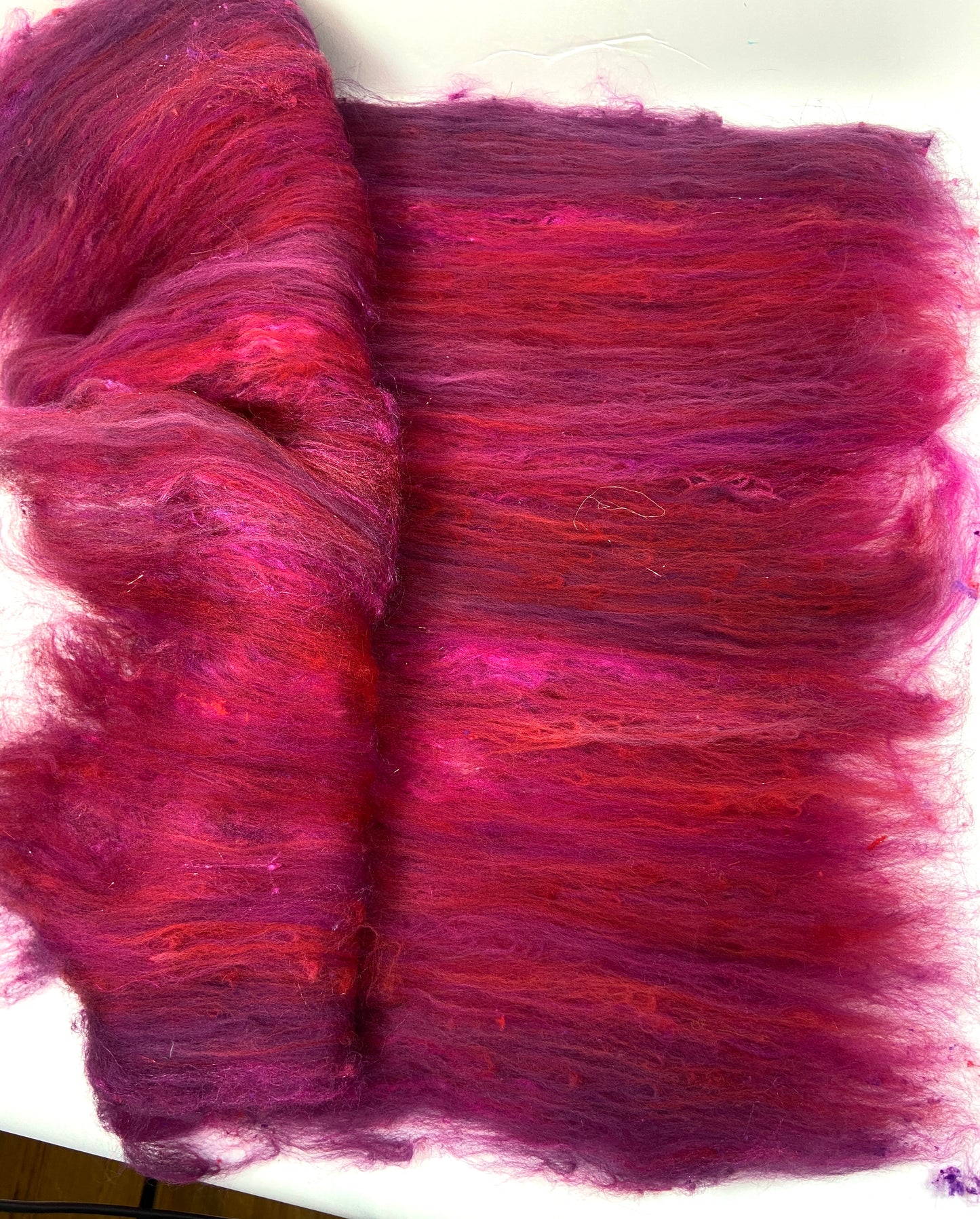 Beets Batt 1012-04 - 2.8 oz Targhee wool, silk, noils, spinning fiber, drumcarded, handspinning, nuno, felting wool, weaving