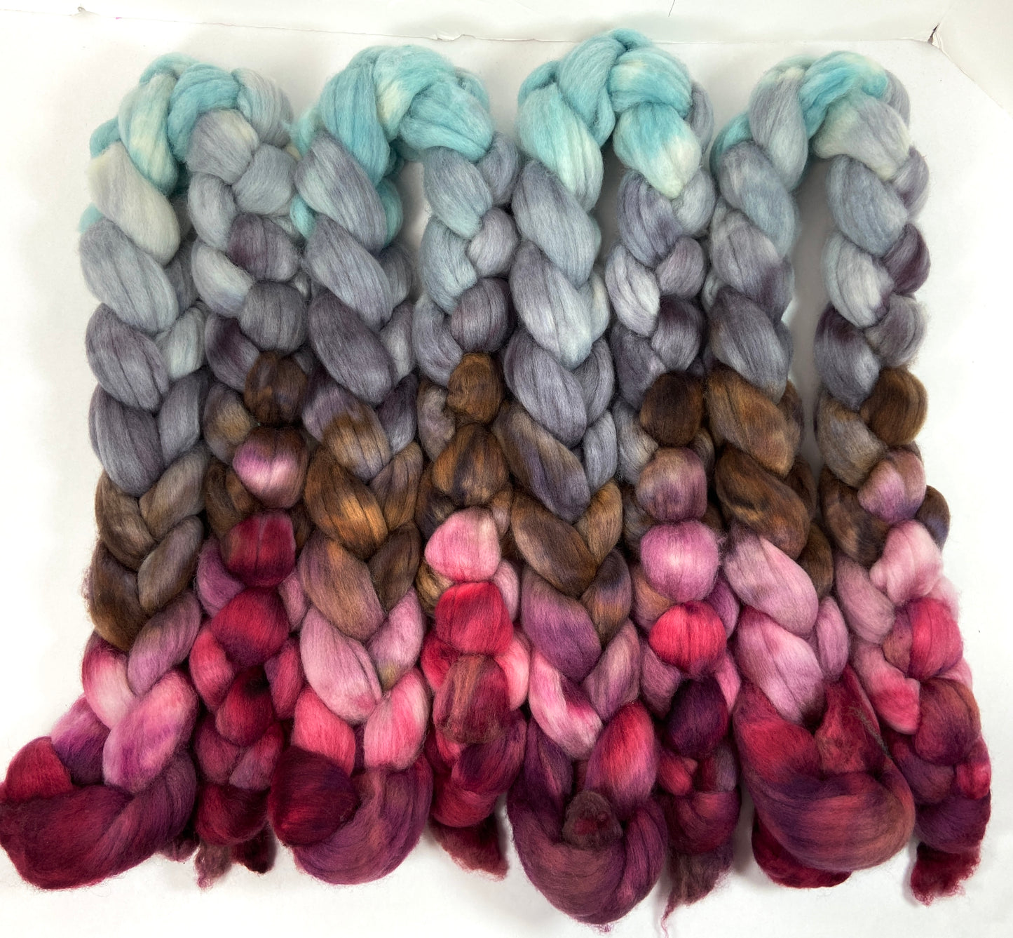 Day's End 1205-01 - 4 oz Polwarth wool combed top, roving, spinning fiber, handspinning, felting, needle felting, weaving supplies