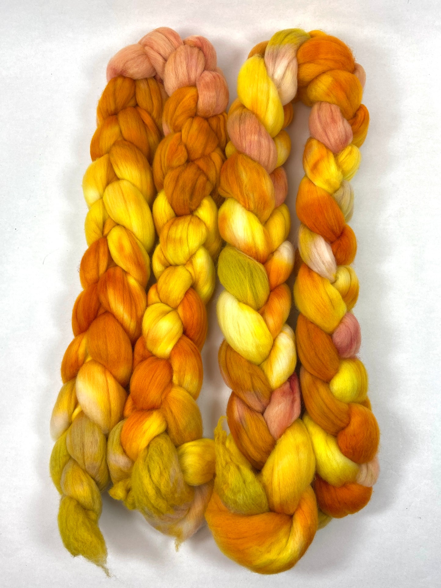 Goldenberry SC - 4 oz hand painted wool combed top, roving, spinning fiber, handspinning, felting