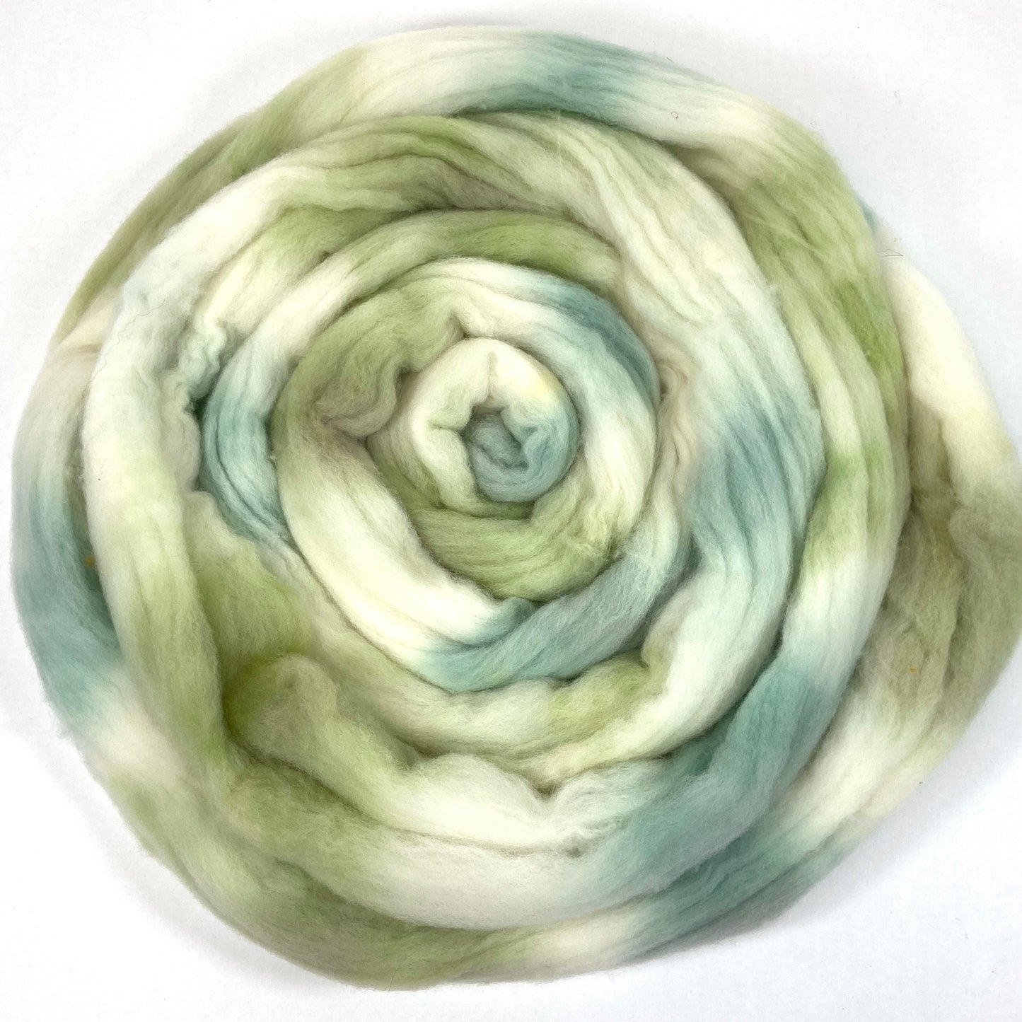 Day's End 1122-01 - 4.3 oz Targhee wool combed top, roving, spinning fiber, handspinning, felting, needle felting, weaving supplies