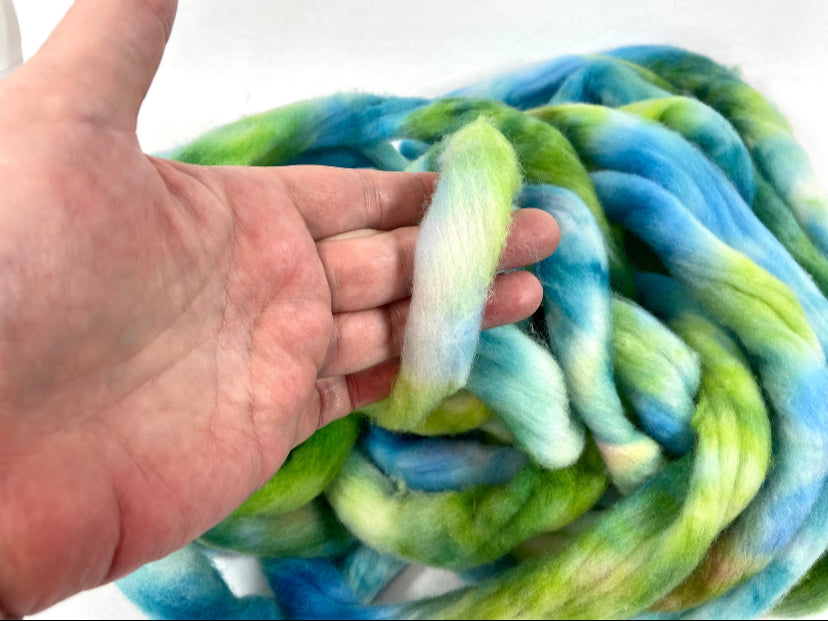 Superwash Merino Skinny Sliver- roving, spinning fiber, hand spinning, sock yarn, baby yarn, 0624-02