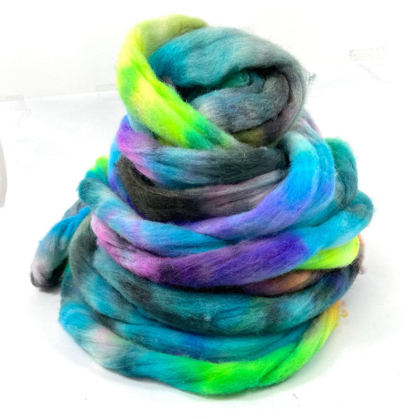 Superwash Merino Skinny Sliver- roving, spinning fiber, hand spinning, sock yarn, baby yarn, 0617-03