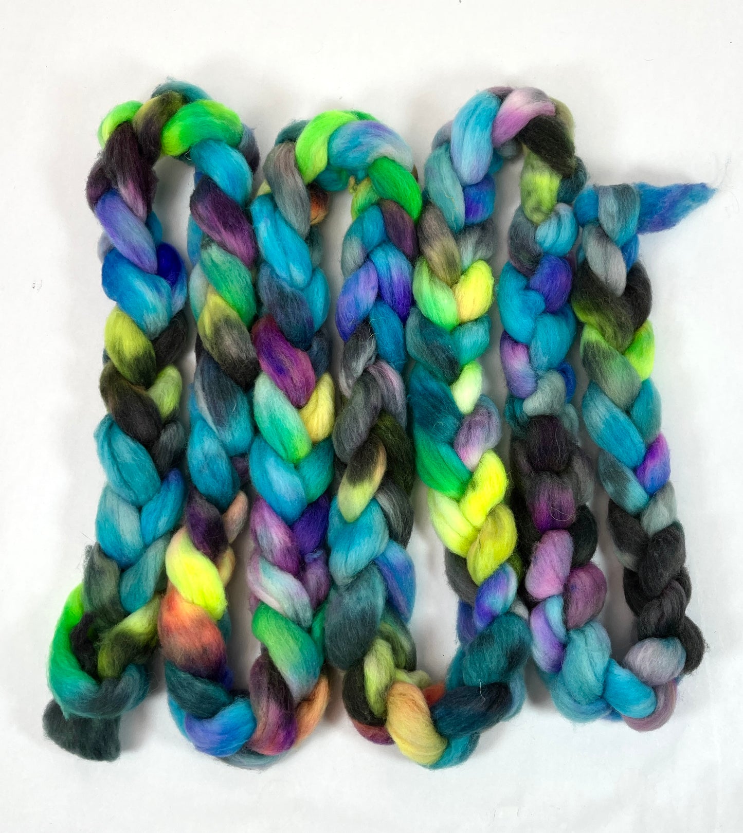 Day's End 0214-01 - 4.1 oz Superwash Merino Skinny Roving, wool, spinning fiber, handspinning, felting, needle felting, weaving supplies