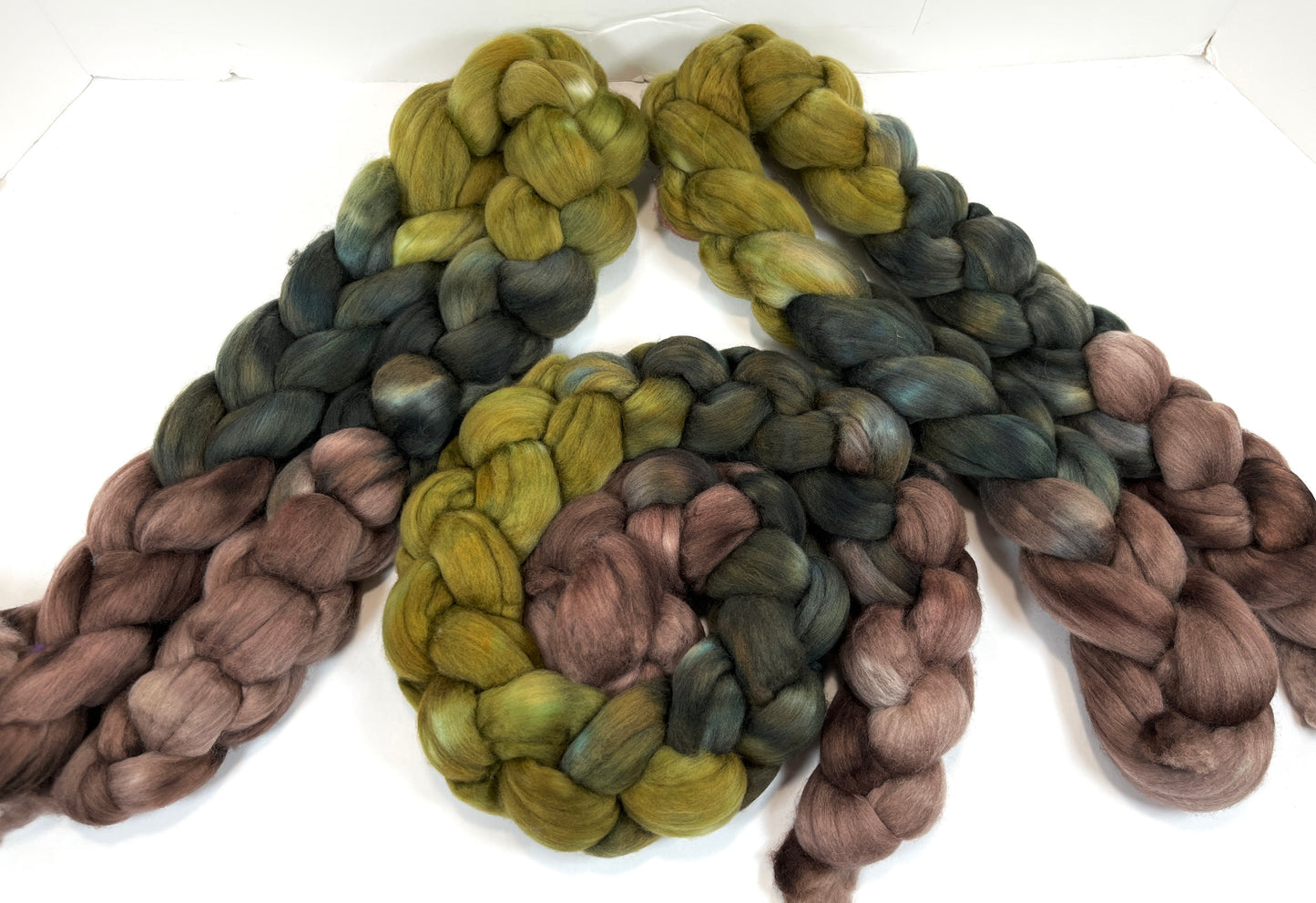 Peat Bog Half Strength MG - 4 oz 18.5 micron Merino combed top, roving, spinning fiber, handspinning, felting, needle felting, weaving supplies