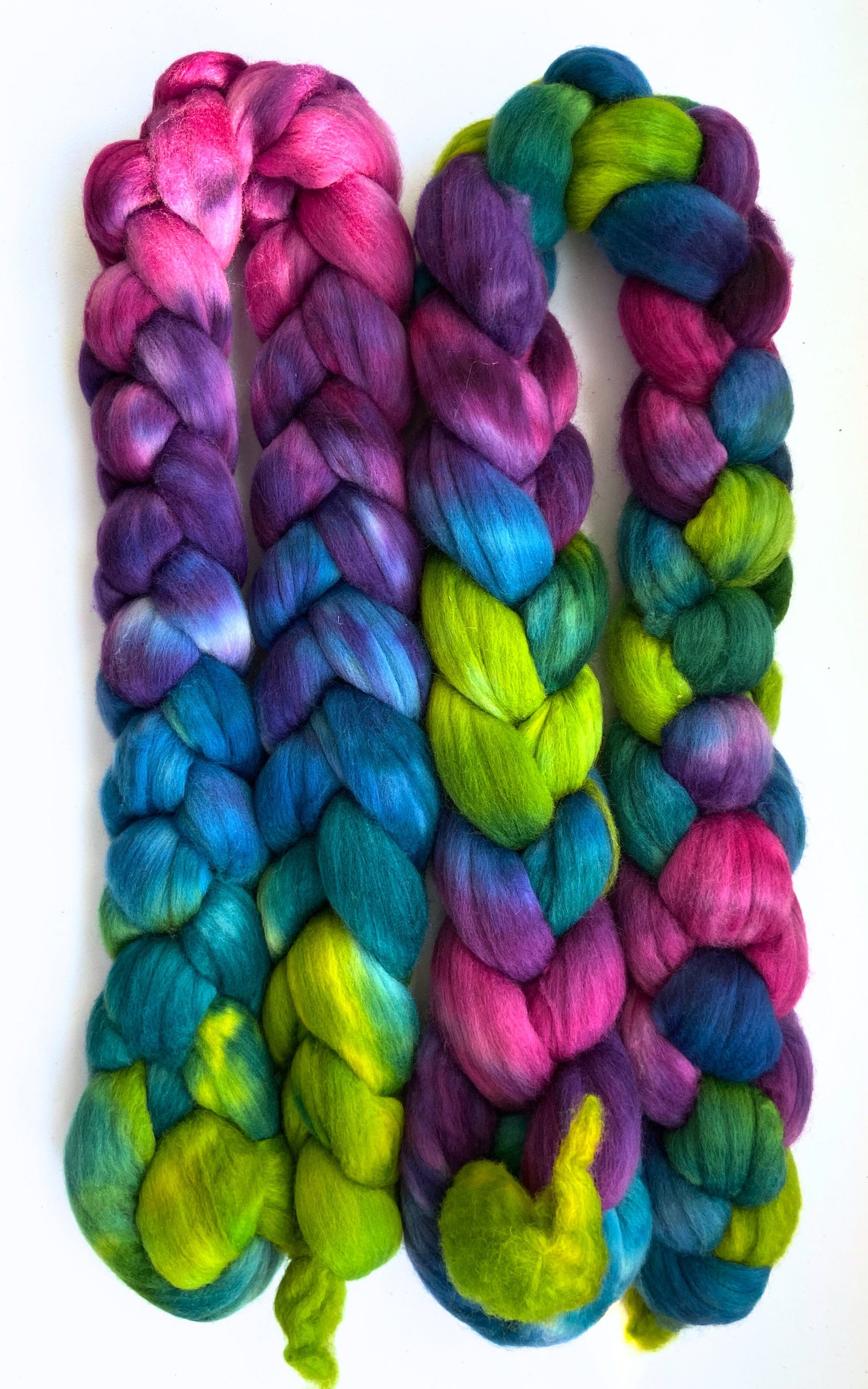 Temptation MG - 4 oz hand painted wool combed top, roving, spinning fiber, handspinning, felting, mirrored gradient