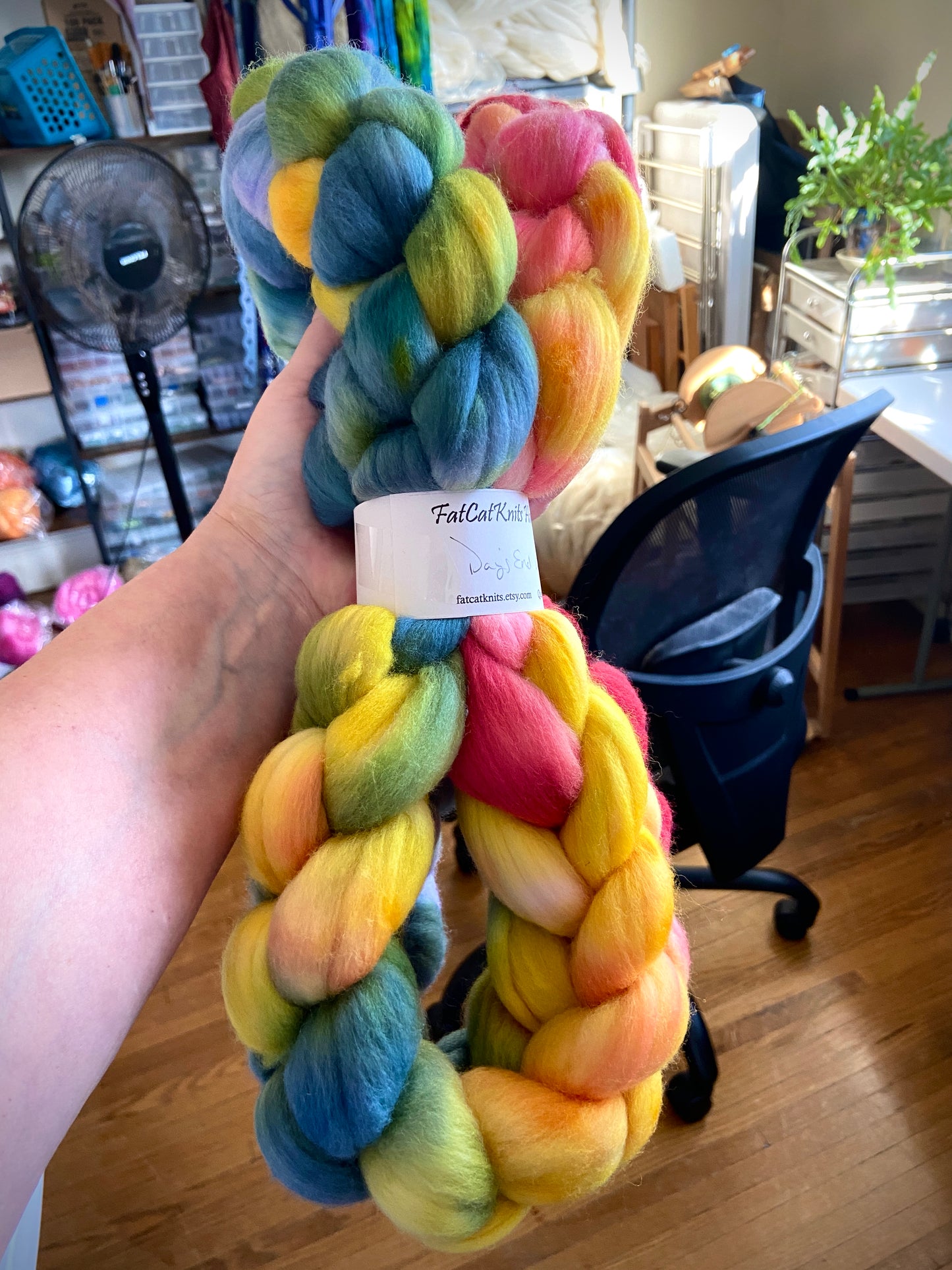 Day's End 1124-02 - 7.5 oz 18.5 micron Merino wool combed top, roving, spinning fiber, handspinning, felting, needle felting, weaving supplies