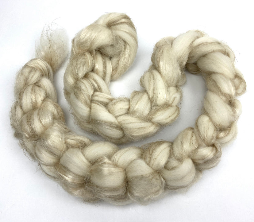 Undyed Merino, silk, flax combed top, 4 oz, roving, spinning fiber, handspinning, felting, wool, weaving, art yarn, roving