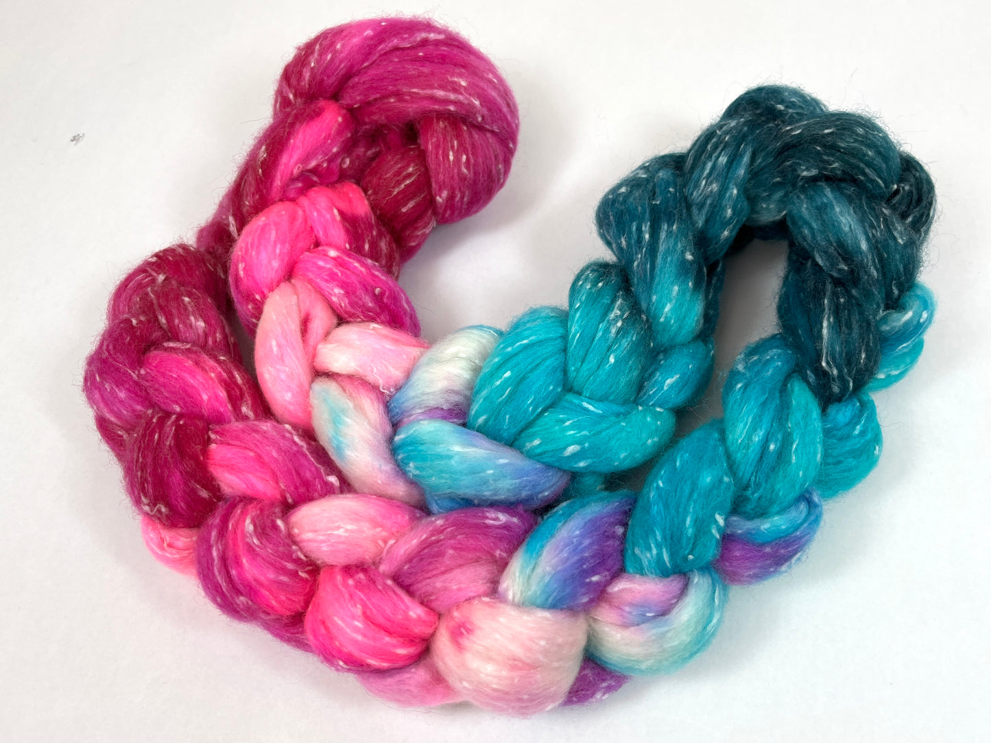 Bijou MG - 4 oz 80/20 South American wool/rayon nepps combed top, roving, spinning fiber, handspinning, felting, needle felting, weaving supplies