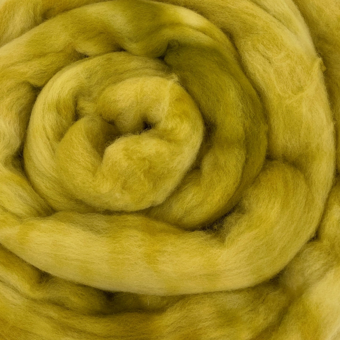Pear - 2 oz hand dyed semisolid wool combed top