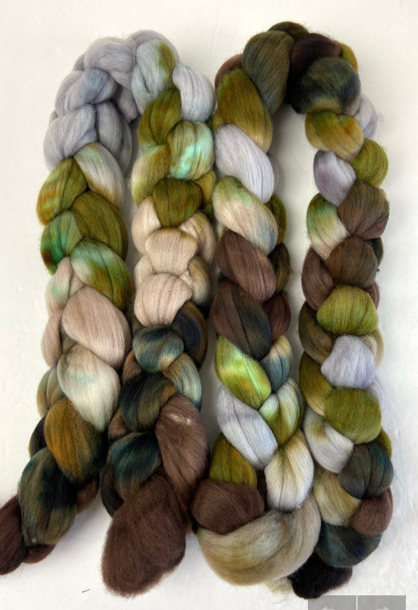 Mussels SC - 4 oz hand dyed wool combed top, roving, spinning fiber, handspinning, felting