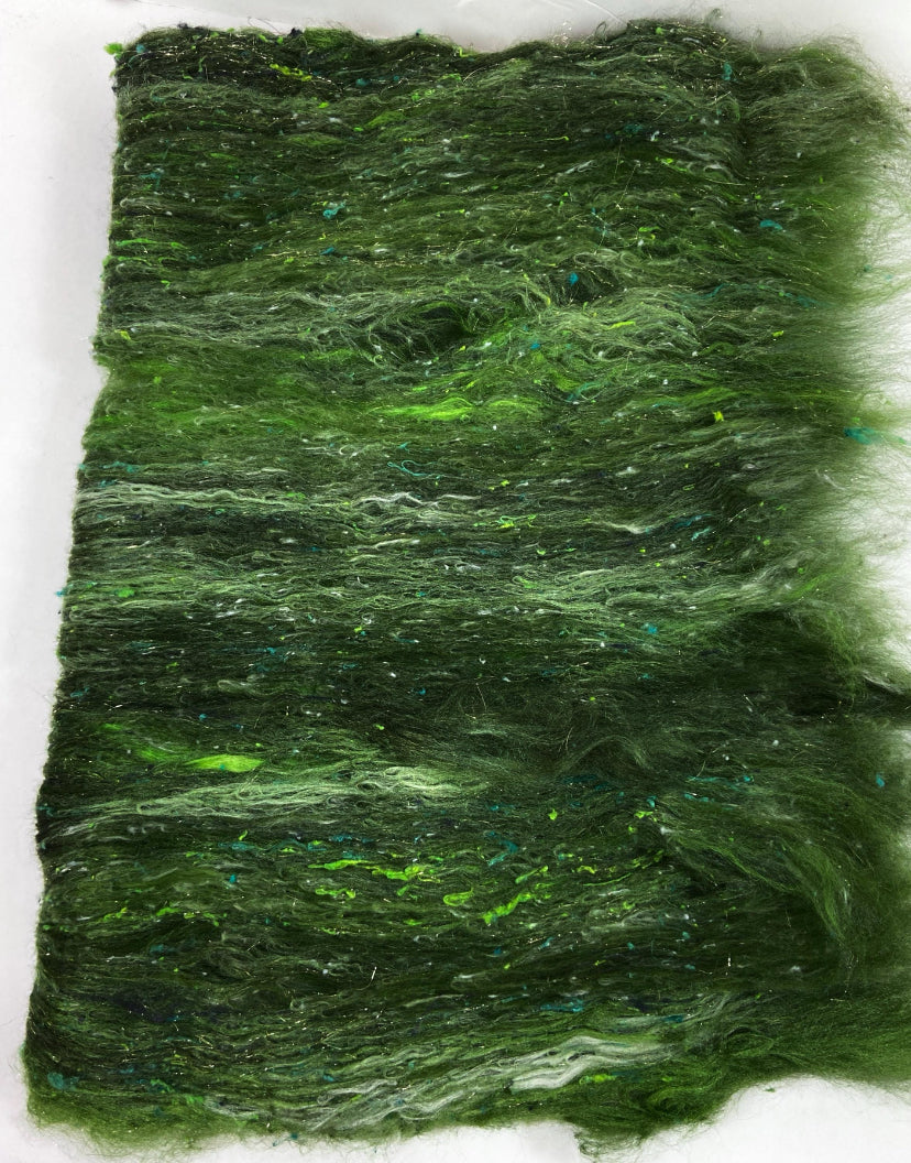 SALE Hunter Green Batt 1013-08 - 2.8 oz Merino wool, silk, noils, spinning fiber, handspinning, nuno, felting wool, weaving