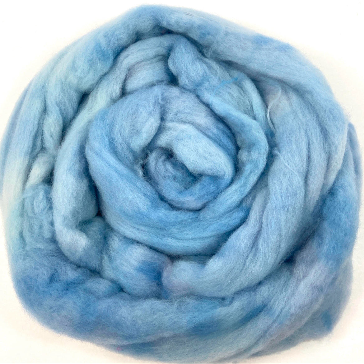 Soft Blue - 2 oz hand dyed semisolid wool combed top