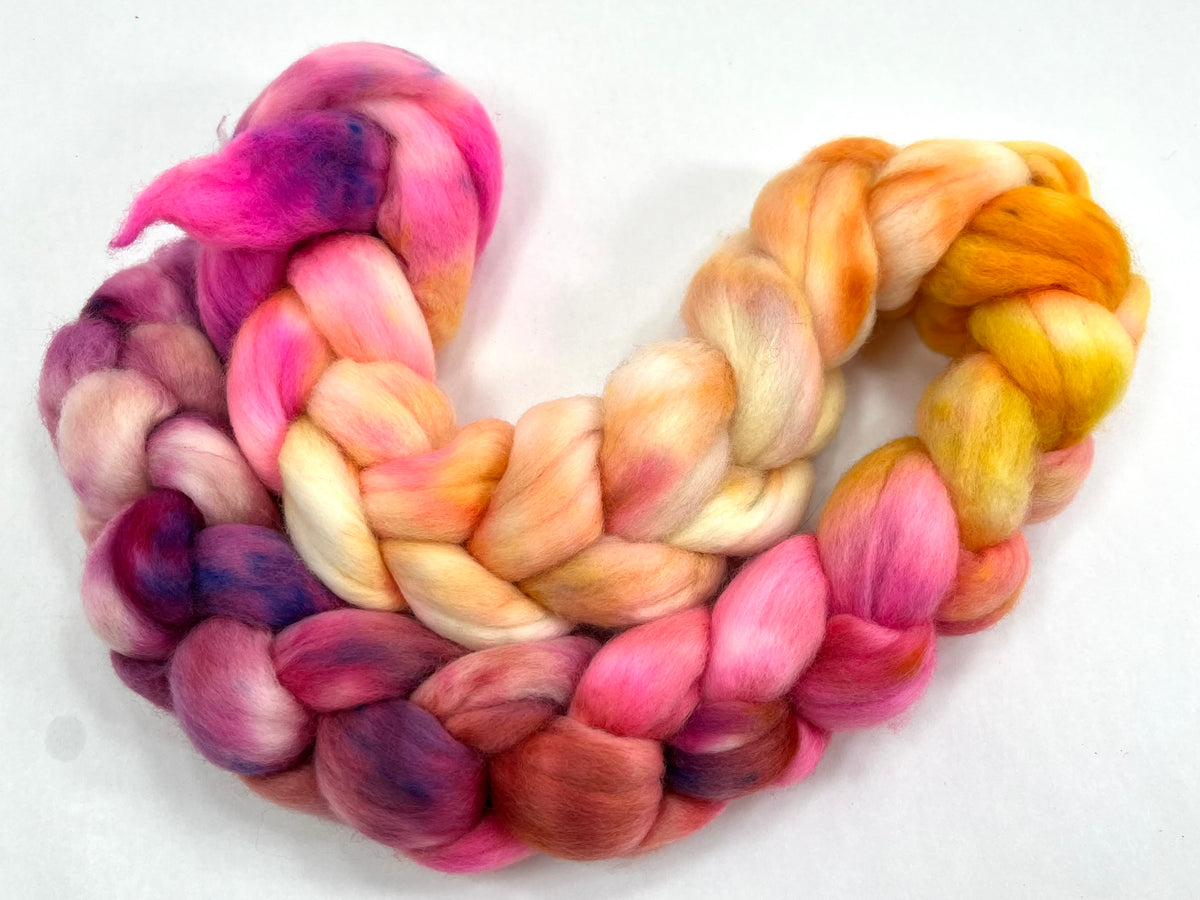 Day's End 0922-03 - 4 oz 18.5 micron Merino wool combed top, roving, spinning fiber, handspinning, felting, needle felting, weaving supplies
