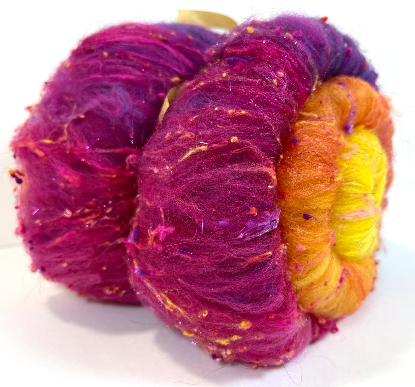 Sassy Gradient Batt 0520-04 - 2.5 oz Cormo wool, silk, noils, spinning fiber, drumcarded, handspinning, nuno, felting wool