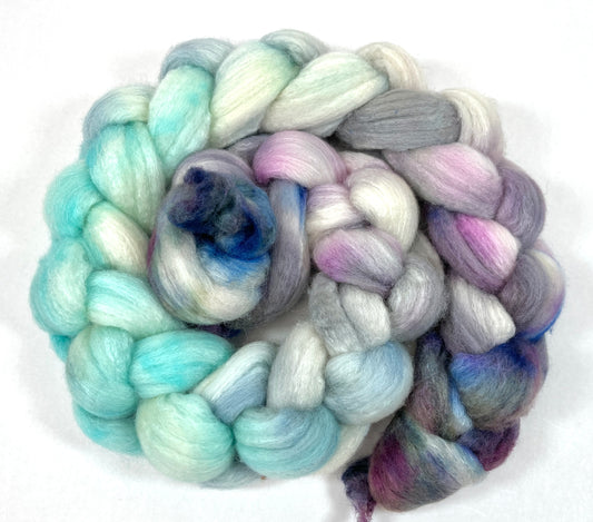 Day’s End 0121-02 - 3.9 oz 85/15 Polwarth wool/tussah silk combed top, roving, spinning fiber, handspinning, felting, needle felting, weaving supplies
