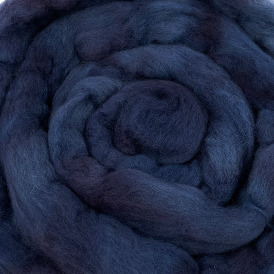 Navy - 2 oz hand dyed semisolid wool combed top