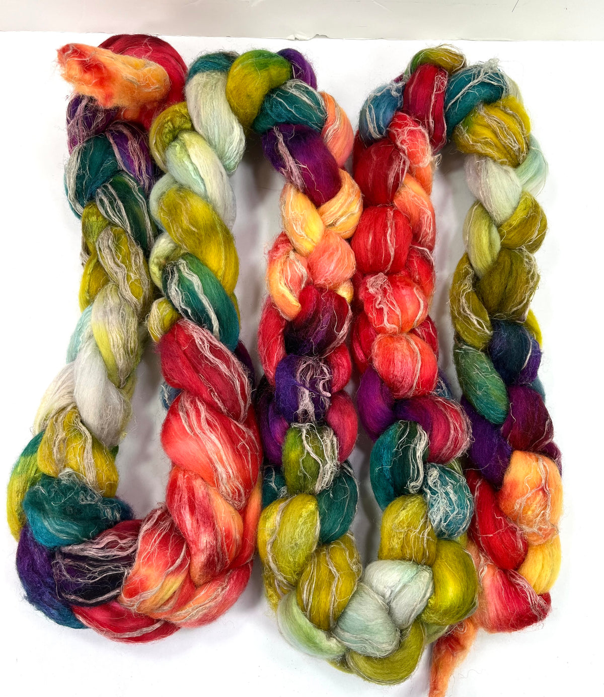 Day's End 0918-02, 8.3 oz Merino, silk, flax wool combed top, roving, spinning fiber, handspinning, felting, needle felting, weaving supplies