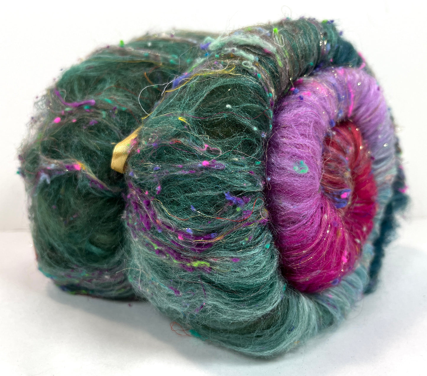 Lorelei Batt 0110-01 - 2.7 oz Falkland Merino wool, silk, noils, spinning fiber, drumcarded, handspinning, nuno, felting wool