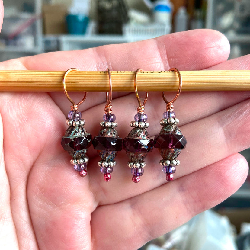 Handmade stitch markers, copper and czech glass, fits up to 7.5mm knitting needles, set of 4, bracelet charms, Czech glass charms, SM0108-02