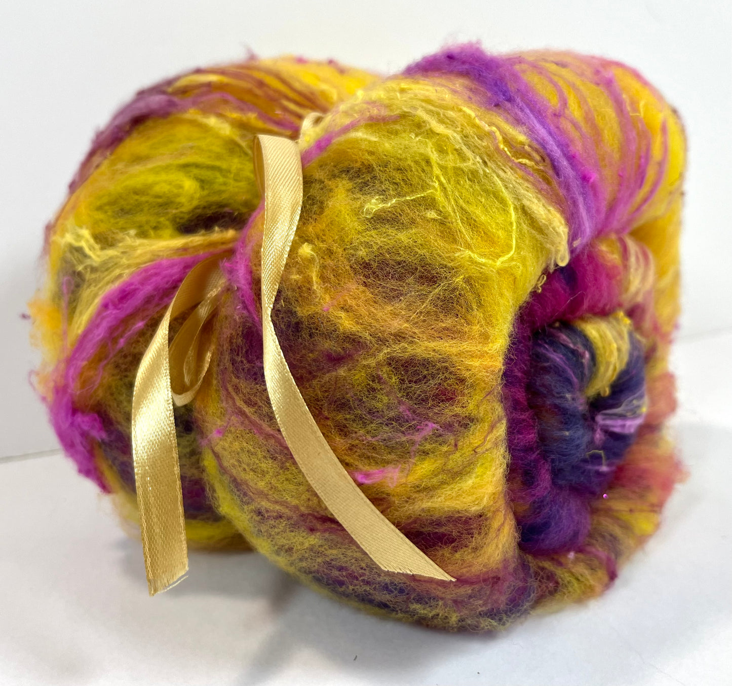 Sassy Blended Batt 0520-01 - 2.1 oz Cormo wool, silk, noils, spinning fiber, drumcarded, handspinning, nuno, felting wool