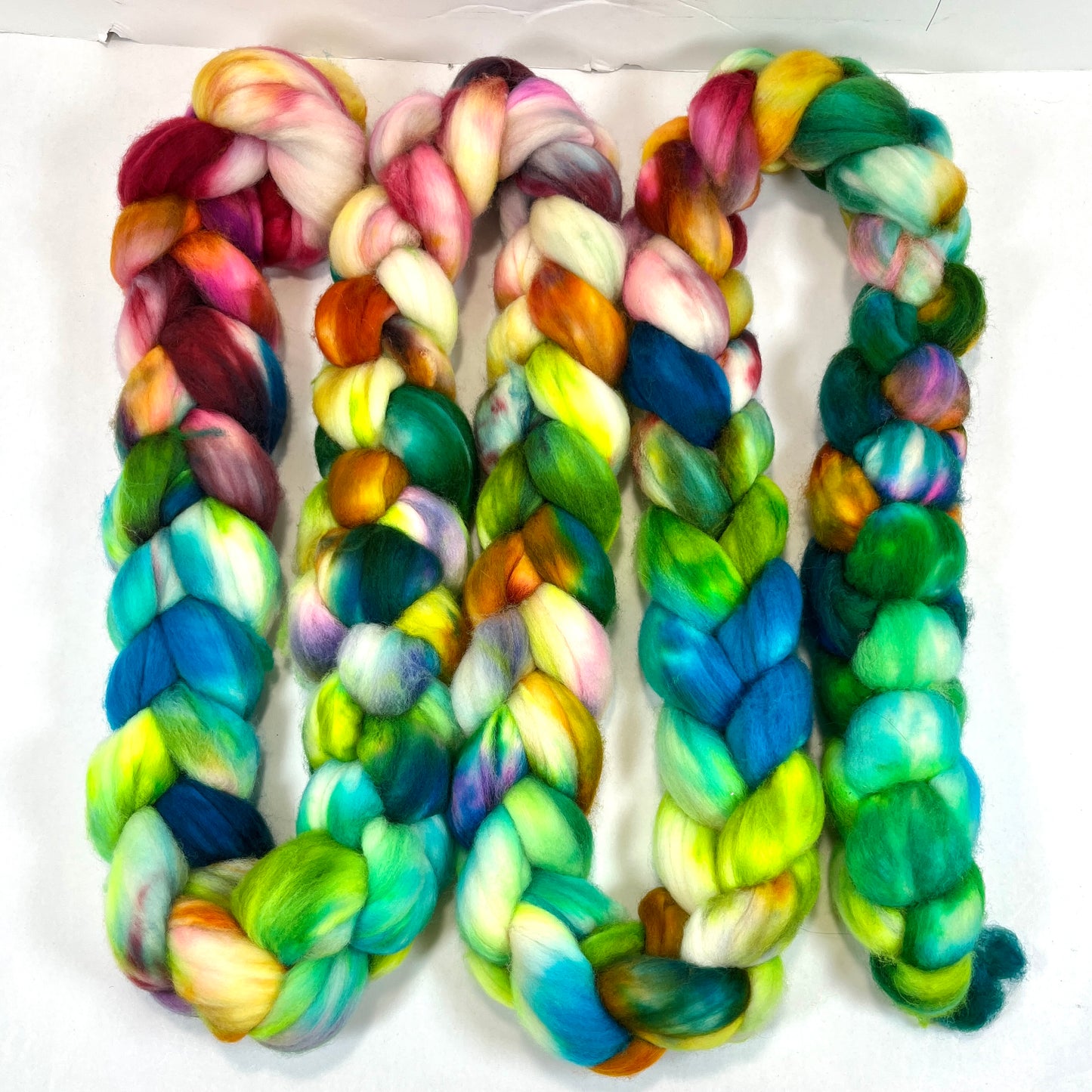 Day's End 0828-01 - 9.5 oz 18.5 micron SUPERWASH Merino wool combed top, roving, spinning fiber, handspinning, baby yarn