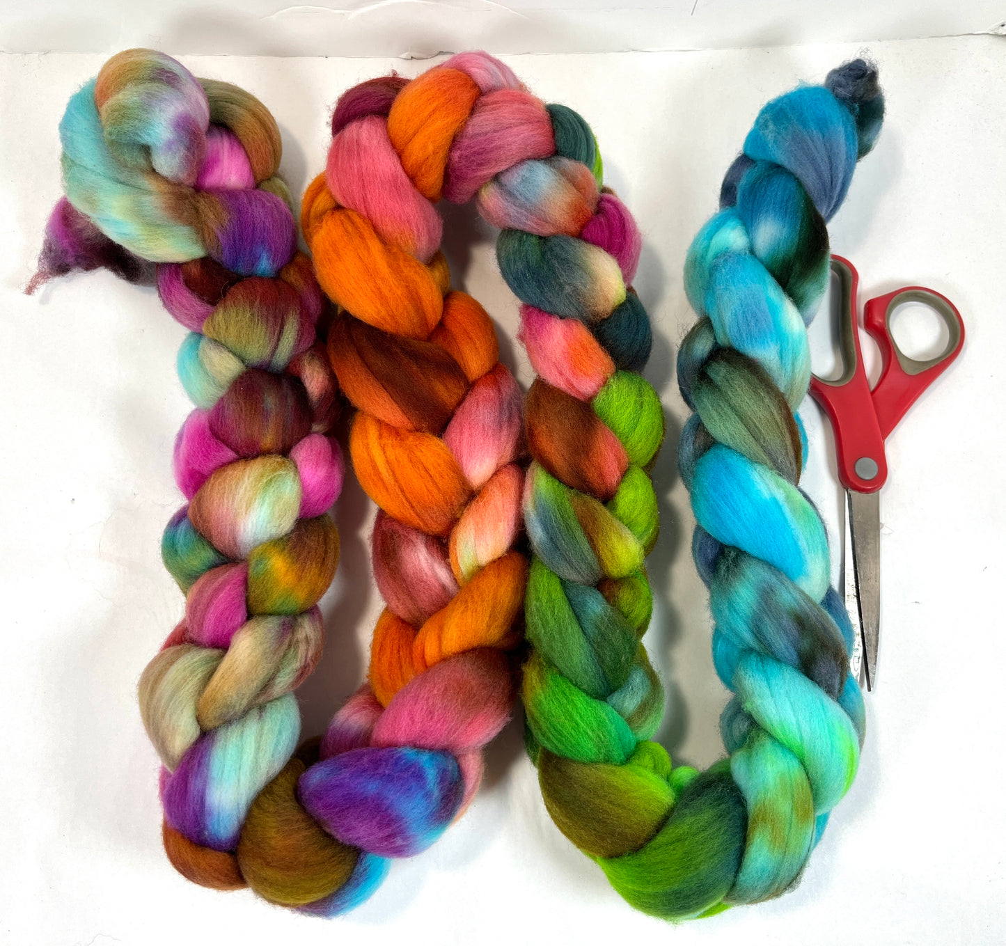 Day's End 0120-02, 8.8 oz Targhee wool combed top, roving, spinning fiber, handspinning, felting, needle felting, weaving supplies