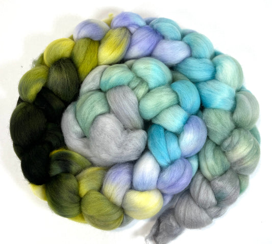 Edge Of The Moon MG - 4 oz hand painted wool combed top, roving, spinning fiber, handspinning, felting