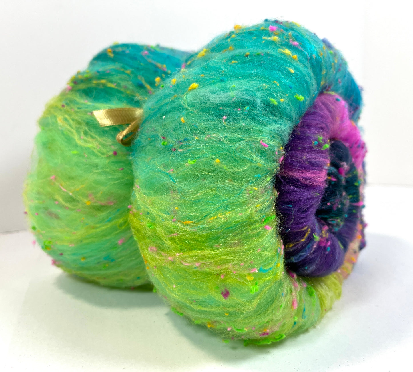 Nemesis Batt 0404-04 - 2.8 oz Cormo wool, silk, noils, spinning fiber, drumcarded, handspinning, nuno, felting wool