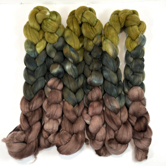 Peat Bog Half Strength MG - 4 oz 18.5 micron Merino combed top, roving, spinning fiber, handspinning, felting, needle felting, weaving supplies