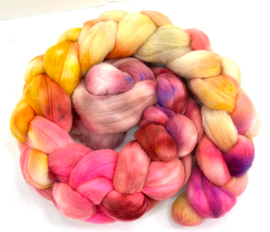 Day's End 0922-01 - 4.6 oz Targhee wool combed top, roving, spinning fiber, handspinning, felting, needle felting, weaving supplies