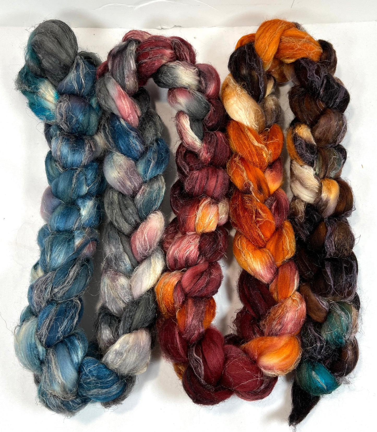Day's End 0121-02, 8.4 oz Merino, silk, flax wool combed top, roving, spinning fiber, handspinning, felting, needle felting, weaving supplies