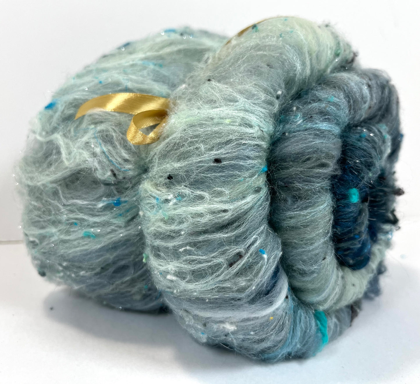 The River Styx Batt 0608-05 - 2.6 oz Falkland Merino wool, silk, noils, spinning fiber, drumcarded, handspinning, nuno, felting wool
