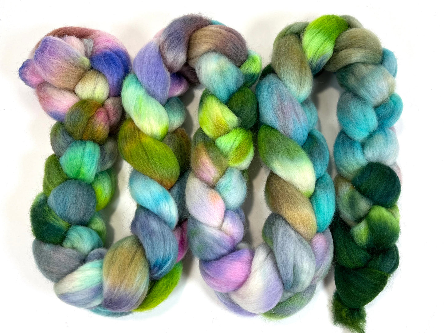 Day's End 0528-01 - 8.4 Corriedale wool combed top, roving, spinning fiber, handspinning, felting, needle felting, weaving supplies