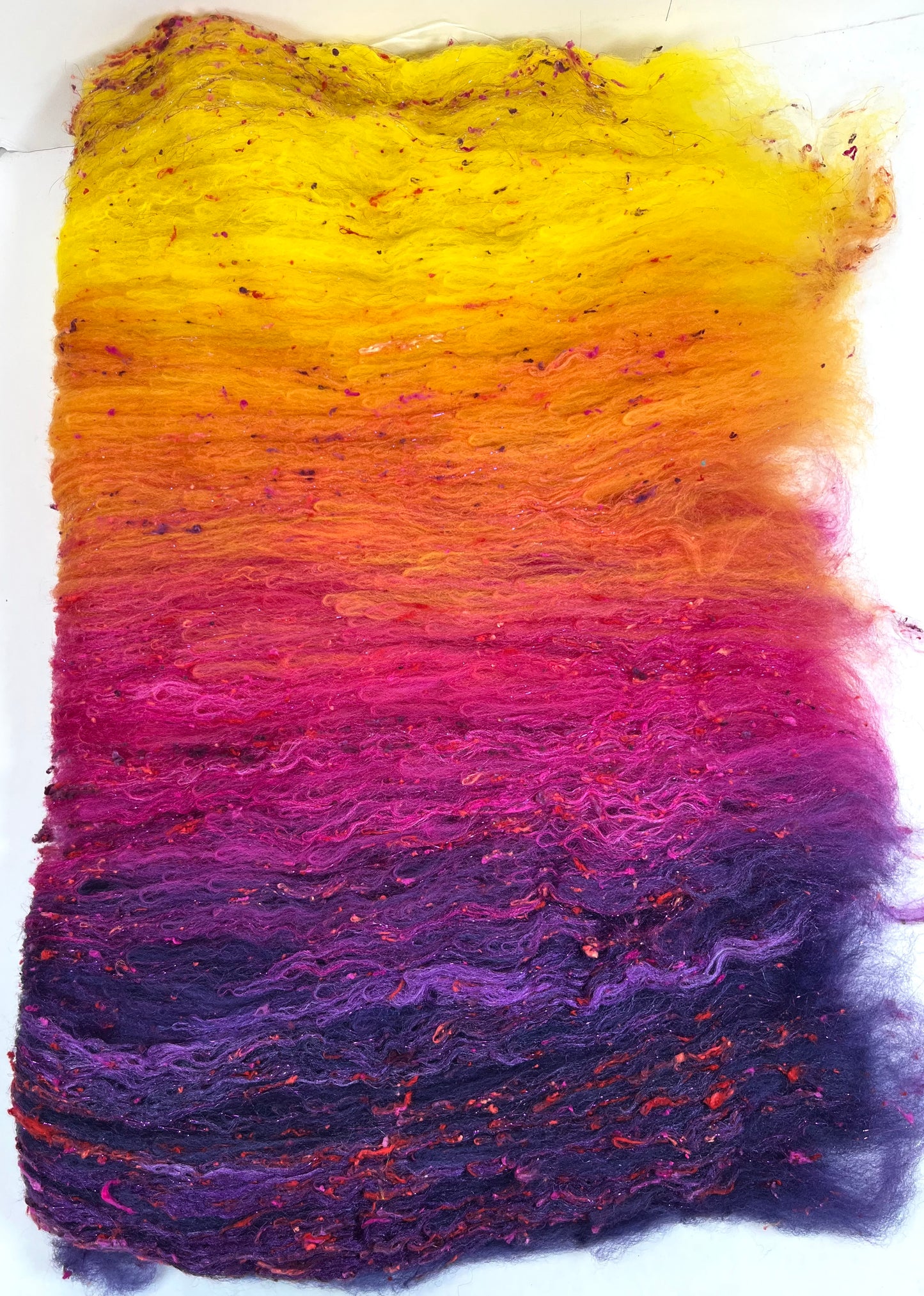 Sassy Gradient Batt 0520-05 - 2.5 oz Cormo wool, silk, noils, spinning fiber, drumcarded, handspinning, nuno, felting wool