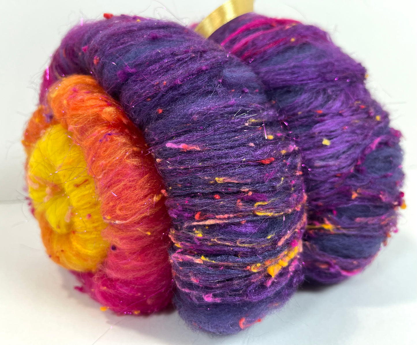 Sassy Gradient Batt 0520-04 - 2.5 oz Cormo wool, silk, noils, spinning fiber, drumcarded, handspinning, nuno, felting wool