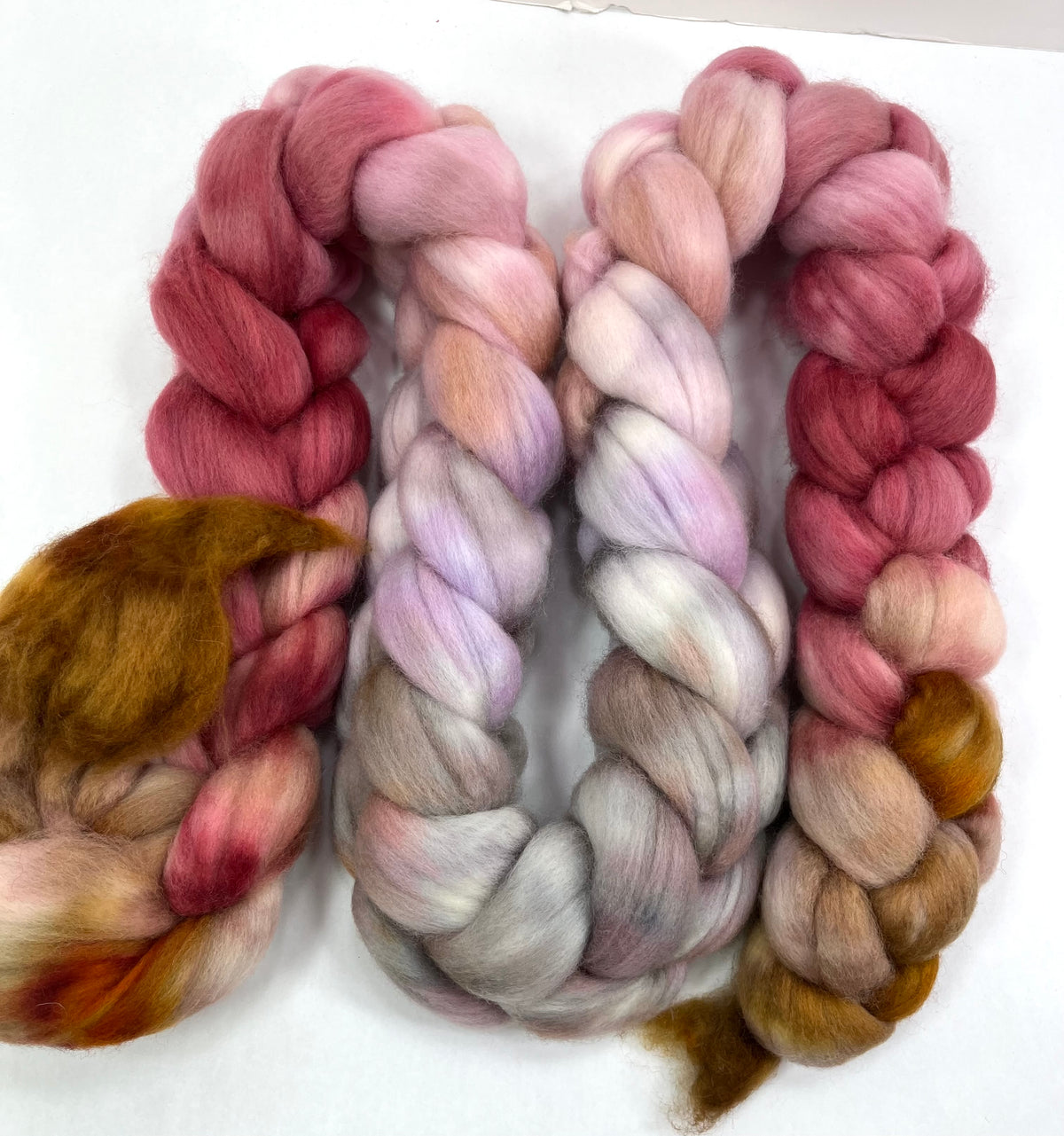 Day's End 1006-02 - 6.6 oz Falkland Merino wool combed top, roving, spinning fiber, handspinning, felting, needle felting, weaving supplies