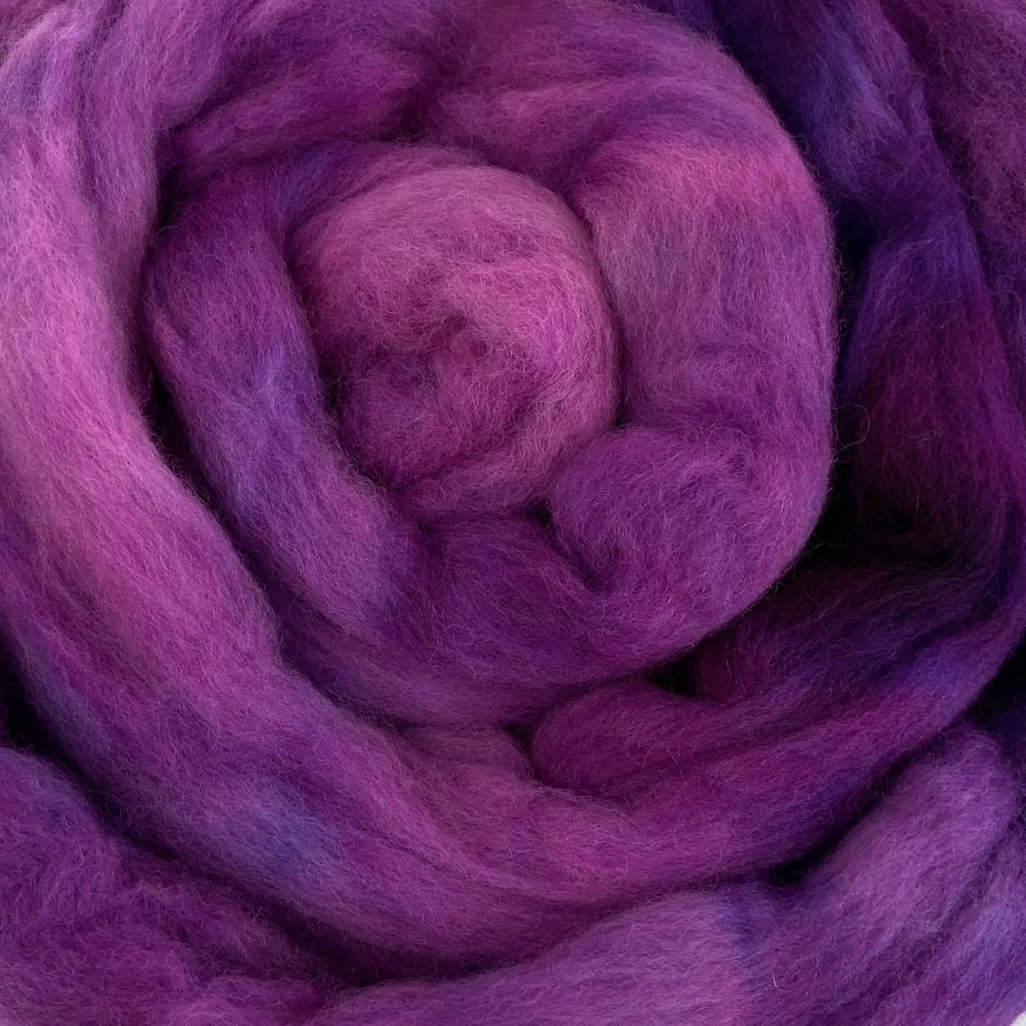 Bougainvillea - 2 oz hand dyed semisolid wool combed top