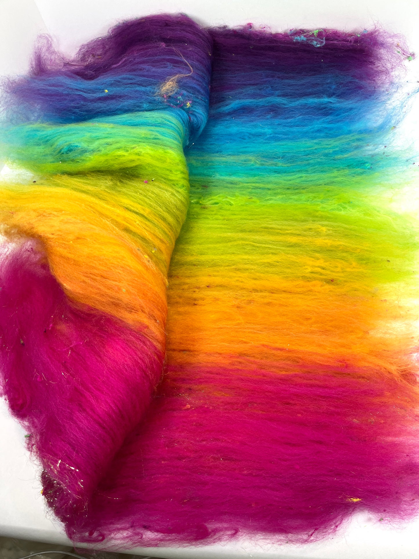 Plumeria Gradient Batt 0819-02 - 2.5 oz Cormo wool, silk, noils, spinning fiber, handspinning, nuno, felting wool, weaving, spindle