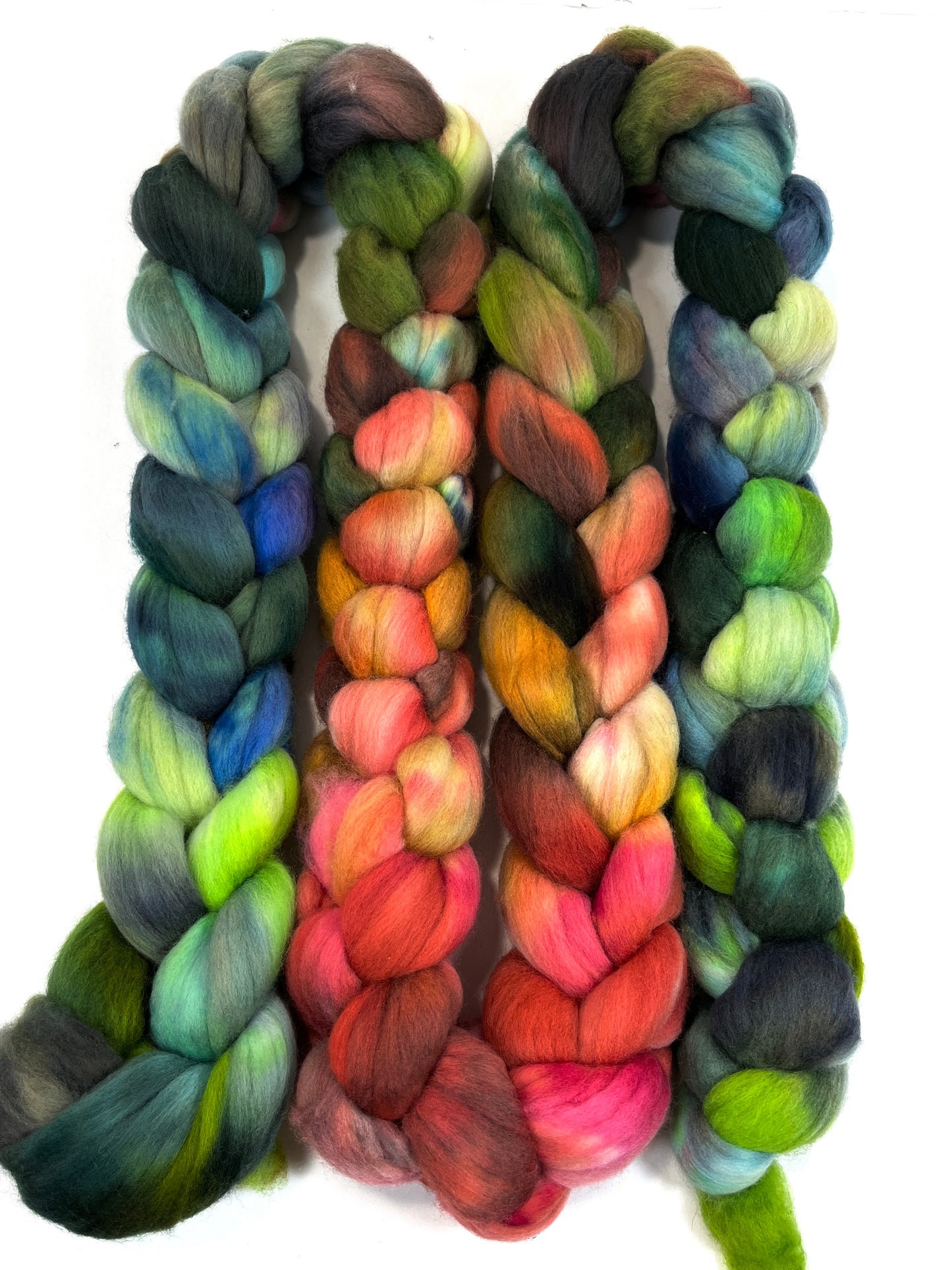 Day's End 1003-03, 8.3 oz 18.5 micron Merino wool combed top, roving, spinning fiber, handspinning, felting, needle felting, weaving supplies