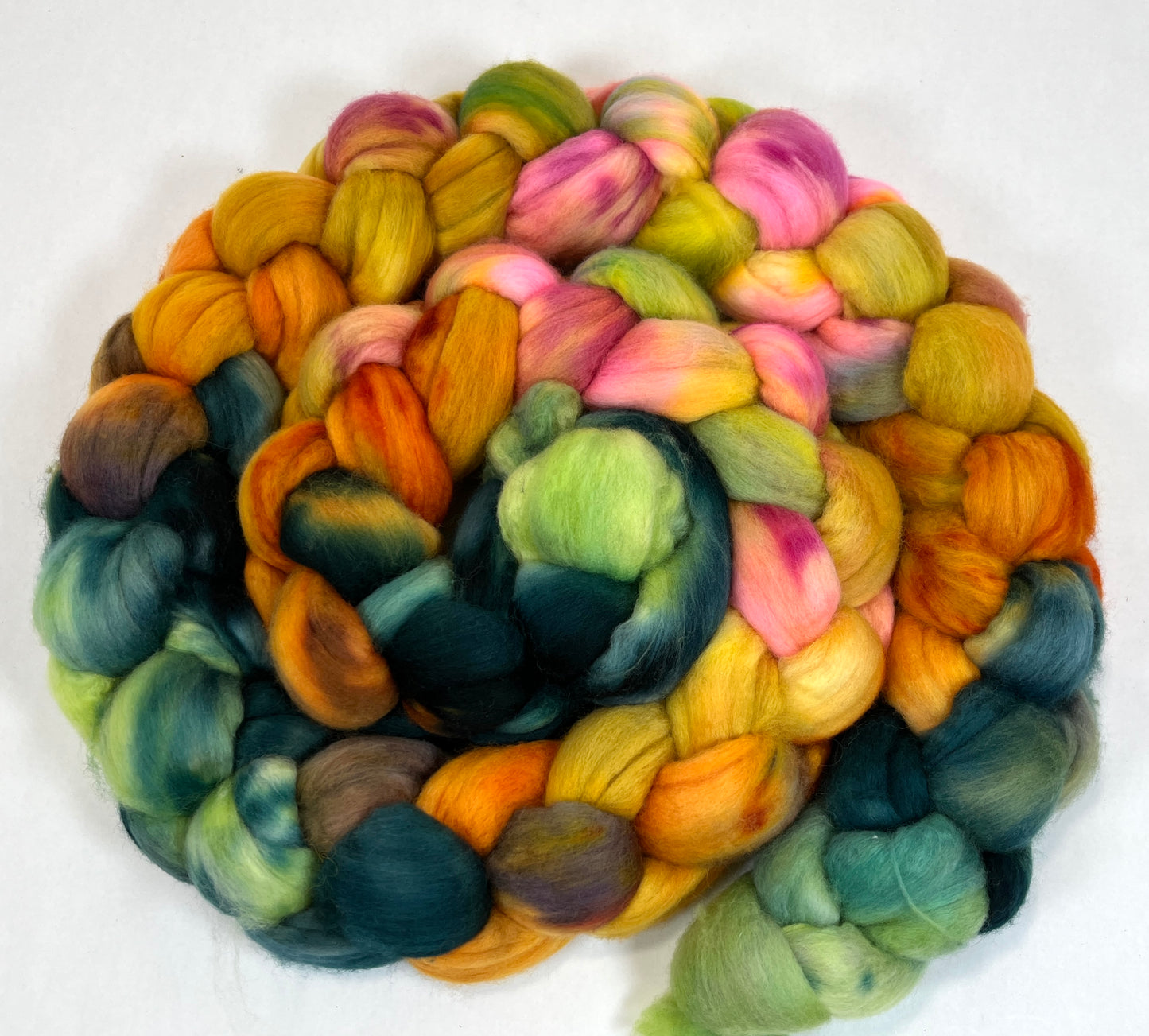 Day's End 1003-01, 6.1 oz 14.5 micron Merino wool combed top, roving, spinning fiber, handspinning, felting, needle felting, weaving supplies