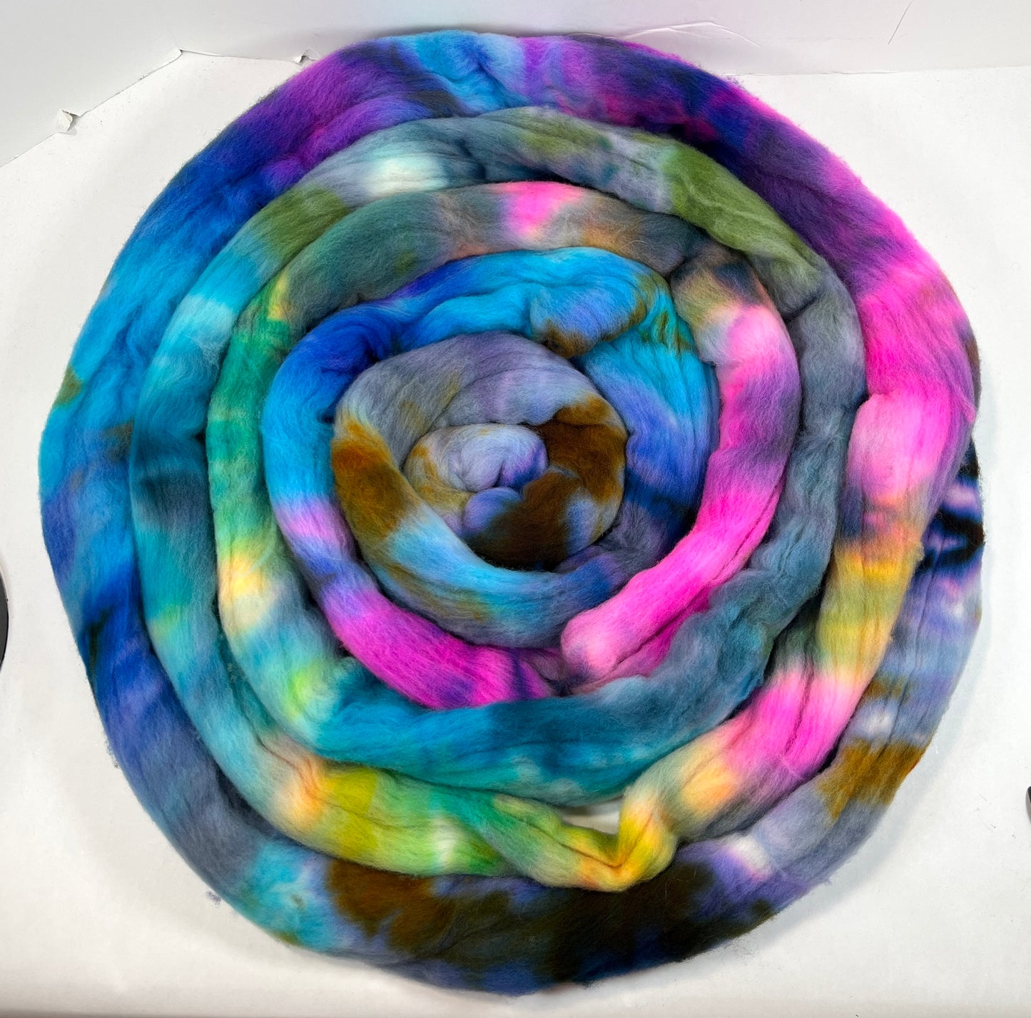 Day's End 1014-01, 6.2 oz Targhee wool combed top, roving, spinning fiber, handspinning, felting, needle felting, weaving supplies